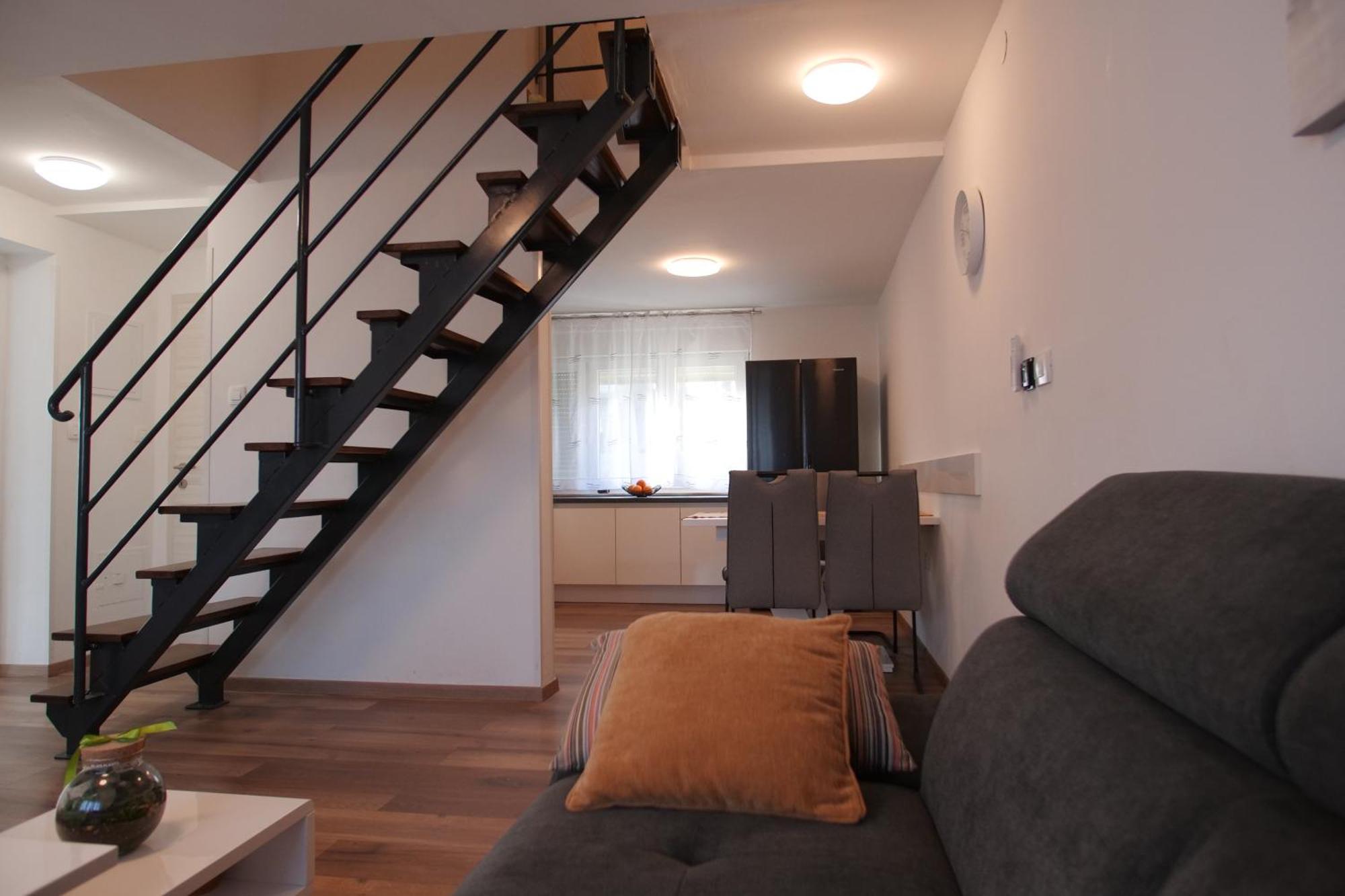 House Bonita Pula